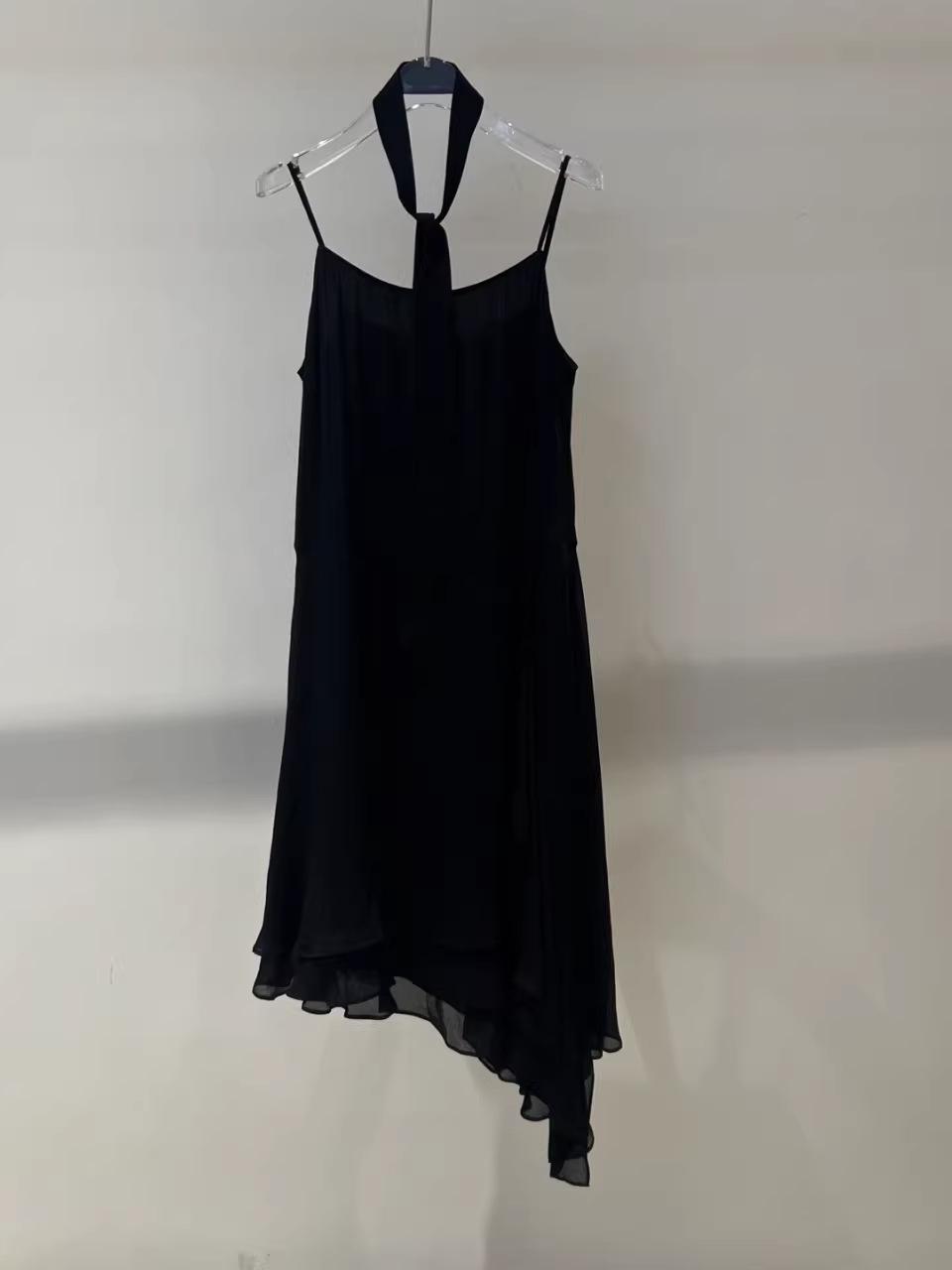 

AiSi Women s Spring 2026 Fashionable Tie Midi Camisole Dress Small чорний