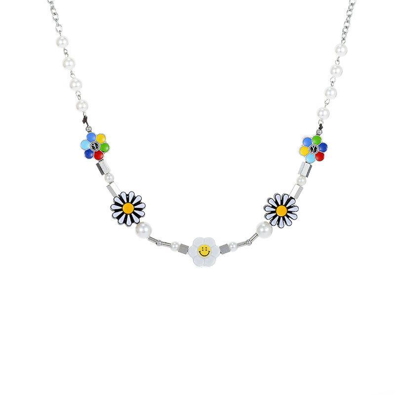 Fashion Anti-war Smiley Face SUNFLOWER Pearl Stitching Necklace Men and Women Ins Tide Hip Hop Niche Style Daisy Chain Accessories
