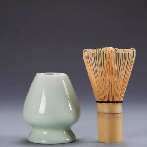 Yoseka 100-Stand Chasen (100-Stand Chasen) - Tea Ceremony Utensils, Straightener, Green, Standard Size, 2-Piece Set (100-Stand Chasen & Straightener,