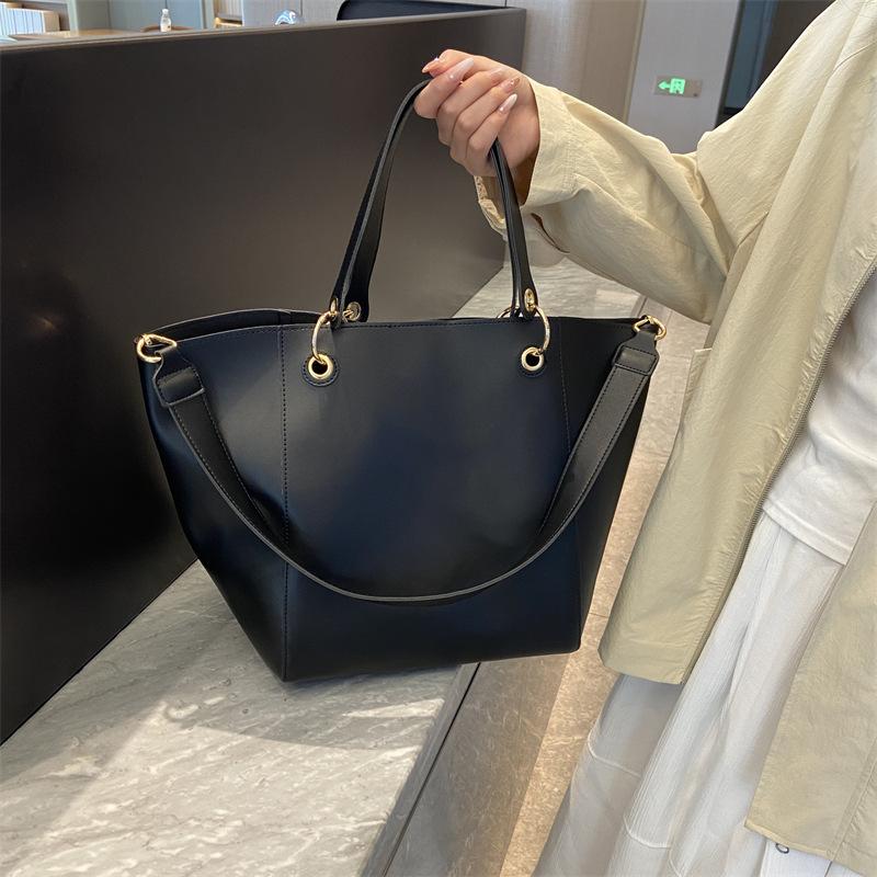 Bag Women's Bag New Retro Simple Bucket Bag Mother Bag Shoulder Handheld Women's Bag