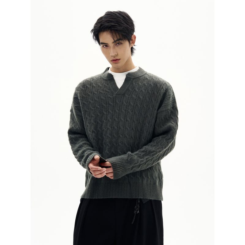 Kisko American Retro Twist Pattern Lazy V Neck Knitted Sweater for Men and Women, High-End Casual Work Clothing, Versatile Top