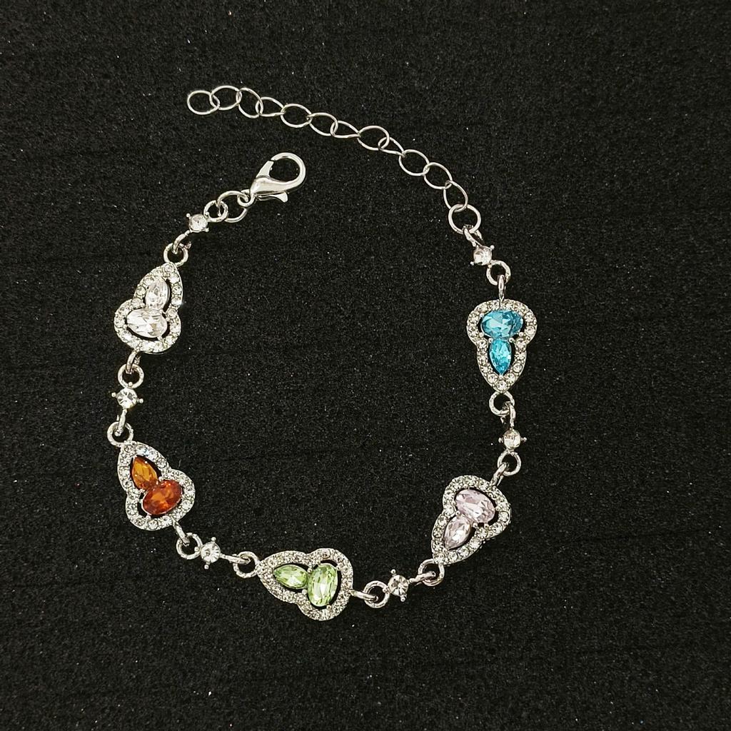 Cool Pull Temperament Winter Snowflake Exquisite Light Luxury Niche Design Zircon High-End Jewelry Adjustment Fashion Bracelet