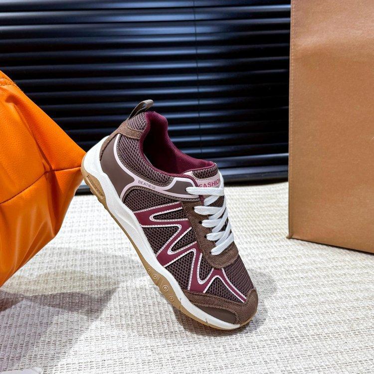 Herbst neue deutsche Trainingsschuhe Damen 2025 Mesh atmungsaktiv leicht weiche Sohle lässige Sportschuhe leichte Forrest Gump Schuhe