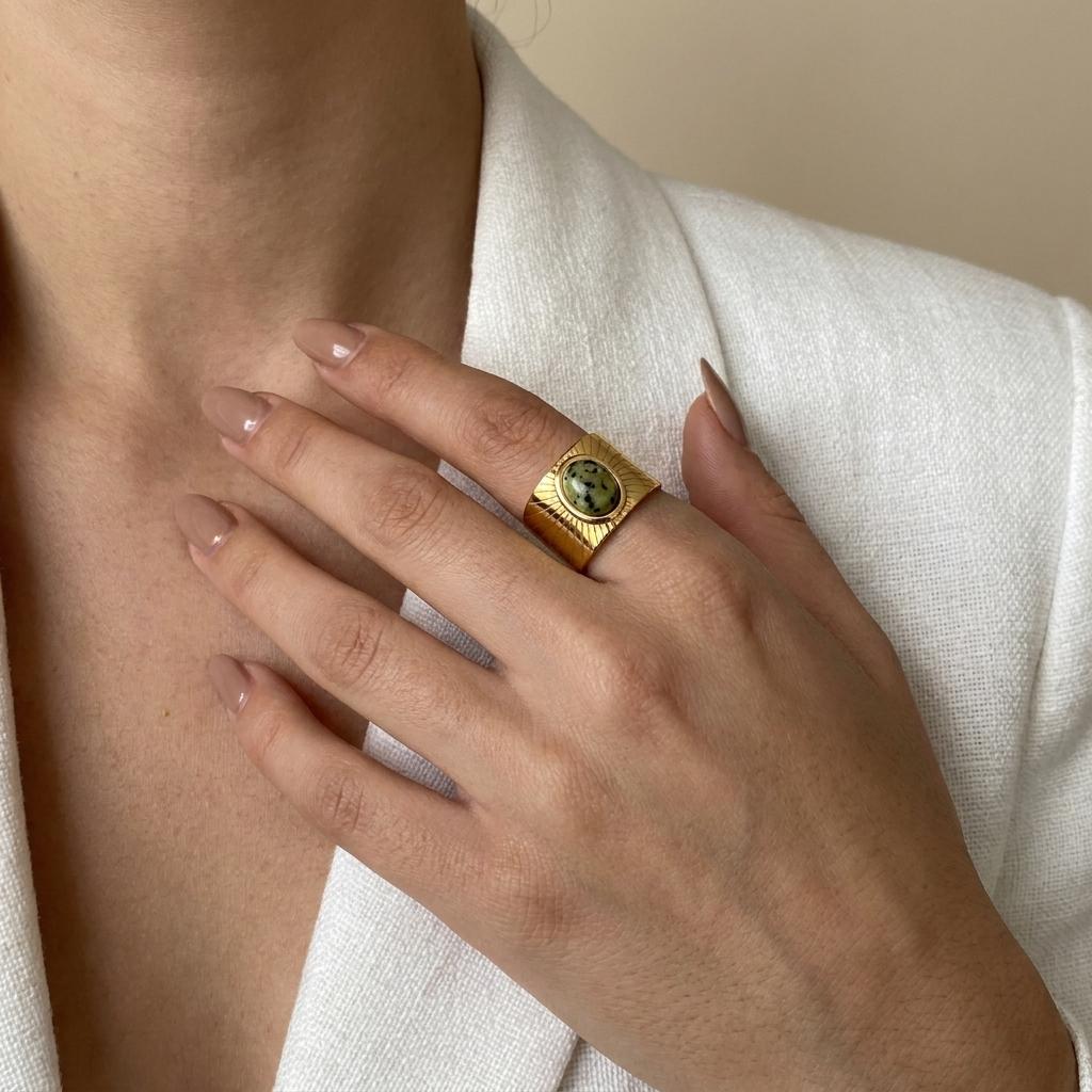Retro Engraved Radiant Green Veined Stone Ring for Women Stainless Steel Antique Gold Chunky Wide Band Boho Jewelry