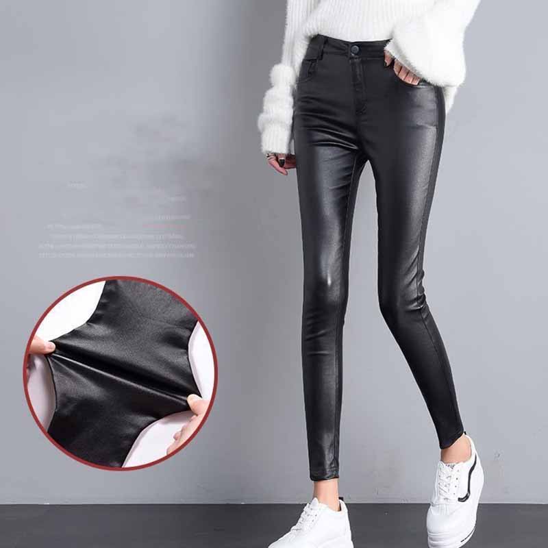 Кожаные брюки для женщин осенью и зимой — фото 6