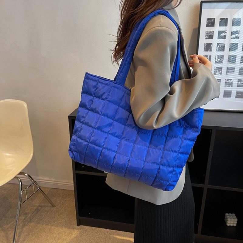 Yogodlns Winter Large Capacity Space Portable Totes Bag Warm Padded Cotton Shoulder Bag Fashion Lady Top-handle Bags