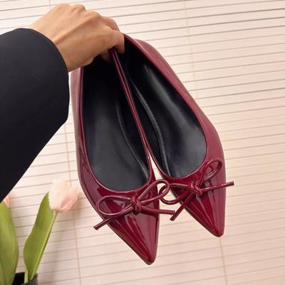 Scarpe Piatte Singole Aumentate Internamente in Vernice per Donna Nuove a Punta Acuta con Fiocco Basso Suola Morbida per Donna