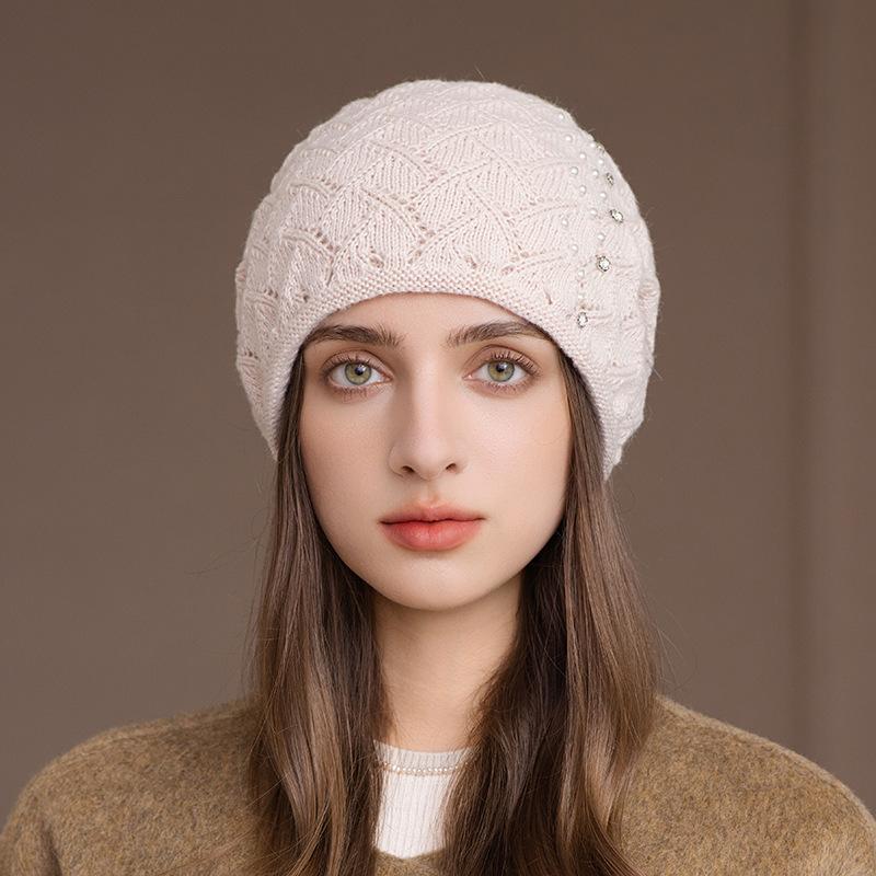 Autumn and Winter New Hat Women's Fashion Pearl Wool Hat Mother Warm Ear Protection Rabbit Hair Knitted Hat