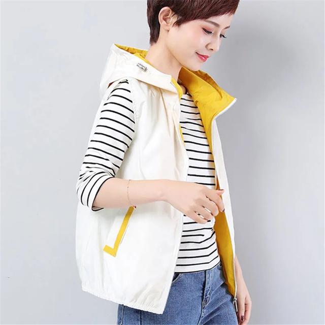 Women Vest Sunscreen Hooded Vest Women Fashion Sleeveless Jackets Coats Female Short Waistcoat Outerwear Plus Size