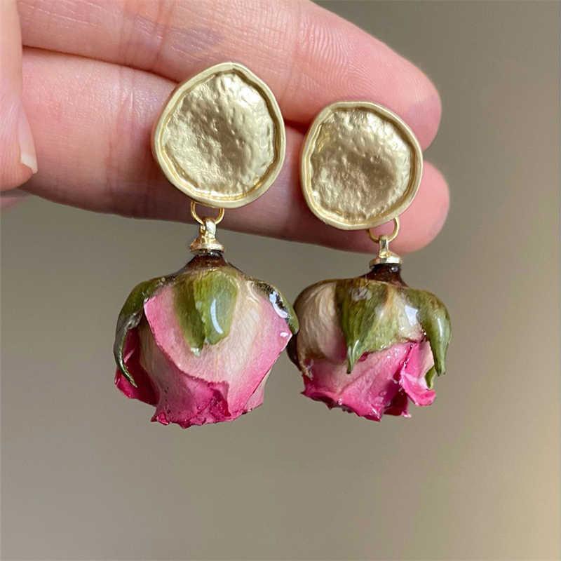 

Rose flower earrings розовый