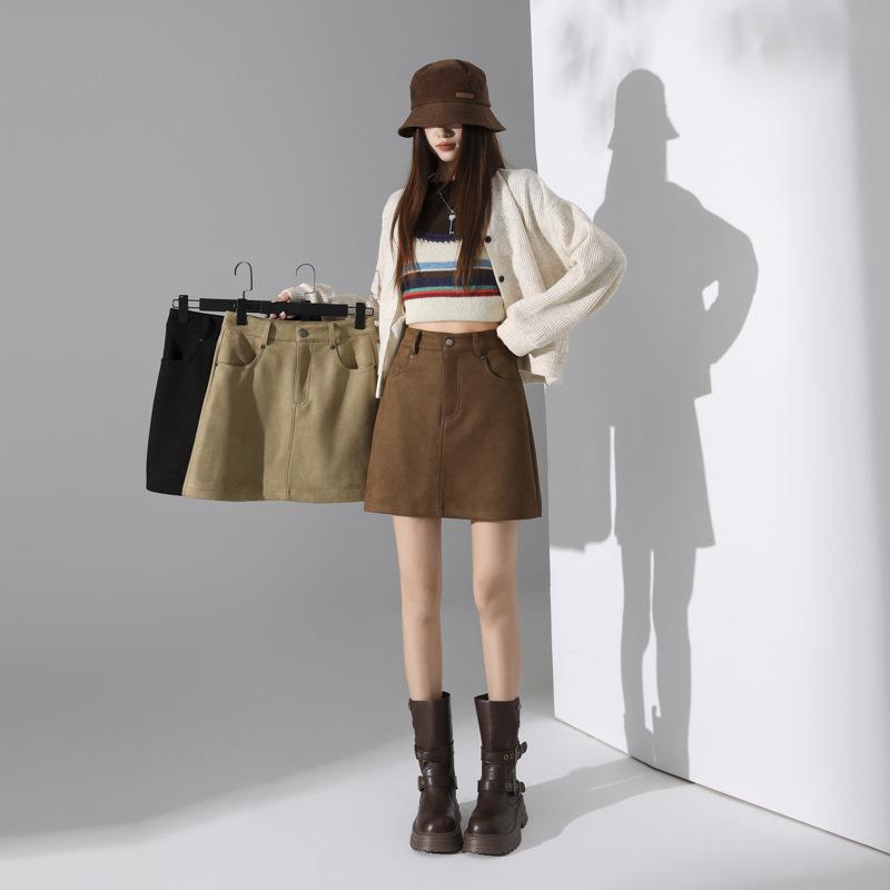 Millefleurs Suede A-Line Mini Skirt: Autumn/Winter, Anti-Exposure, Slimming, Versatile Fashion for Women