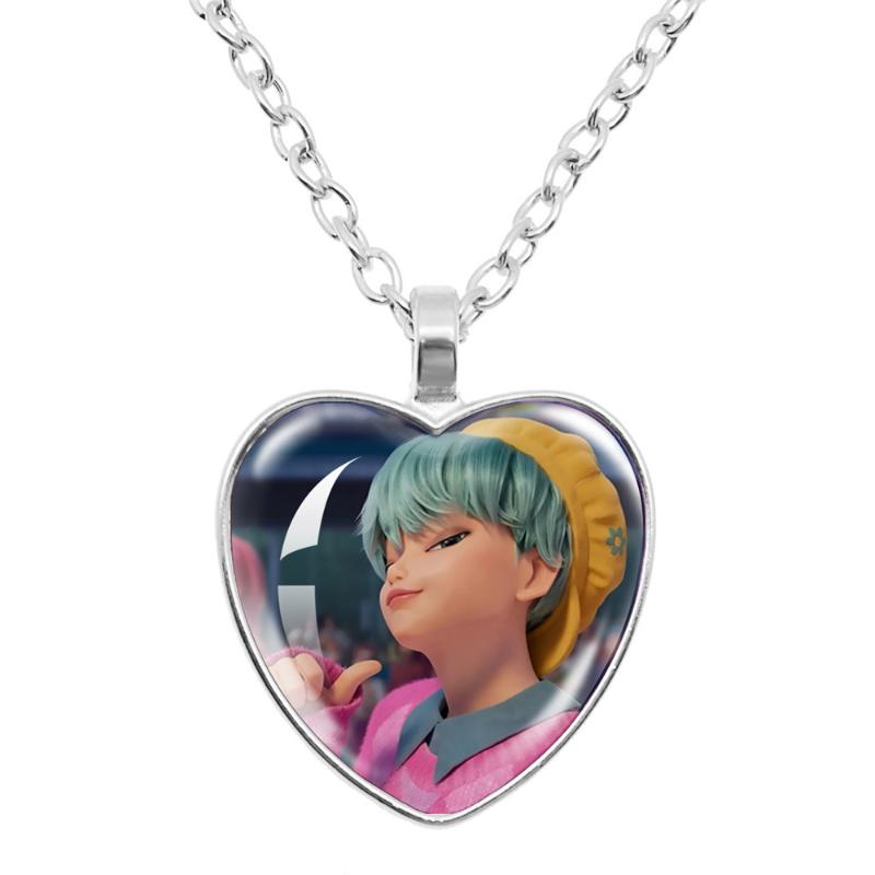 Kpop Demon Hunters Necklace Cartoon Heart Shape Pendant Anime Charms Neck Chains Electroplate Accessories Fashion Jewelry Gift