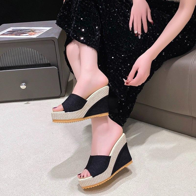 Mode Mode Blaue Denim Keilsandalen für Damen Peep Toe Klobige Plateau Pantoletten Frau 2025 Sommer Komfort Dicke Sohle Strand Pantoletten