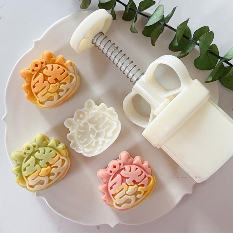 Cartoon Dragon Head Chinese Cake Stamp Traditional Chinese Cake Mold with Cute Cartoon Pattern for Festive Celebraation