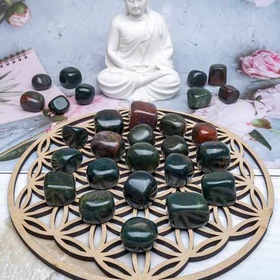 Set of 13 Blood Stone Tumbled Stones Reiki Chakra Healing Pebbles Vase Fillers Tumble Stone for Jewellery, Vastu Home Office Decor Gift