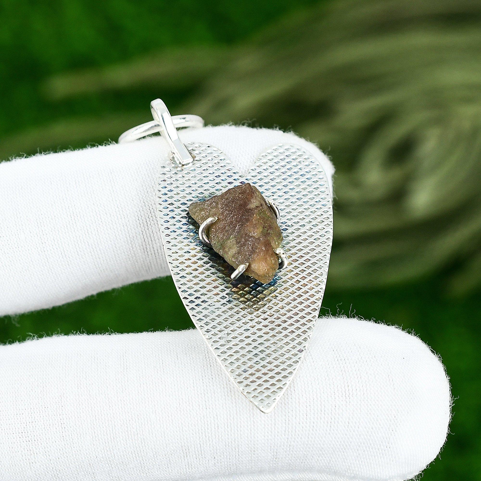 

Корневая чакра Дымчатый кварц Необработанный камень Сестра Безель Уникальная подвеска Стерлинговое серебро