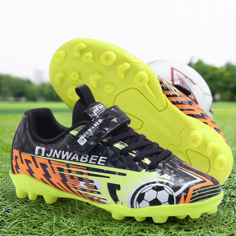 Mens Football Shoes Summer New Style Broken Nail Student Childrens Outdoor Sports Competition Practice Professional Soccer Shoes
