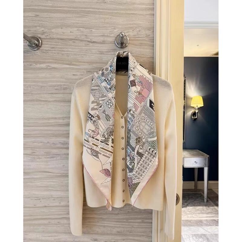 NINA SOLOR Designer Twill Scarf