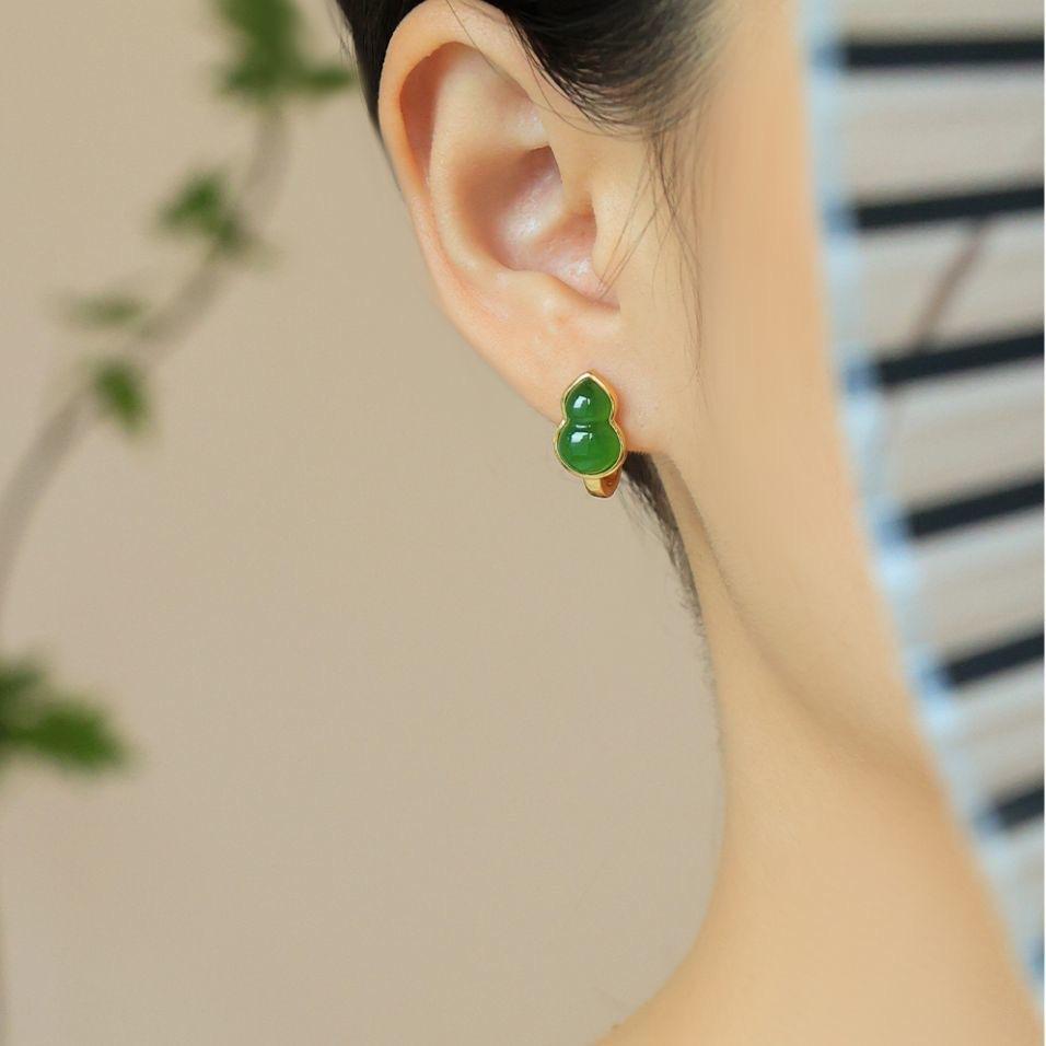 Gourd Ear Buckle Old Material Spinach Green Apple Green High-end Light Luxury Jade Earrings Jewelry
