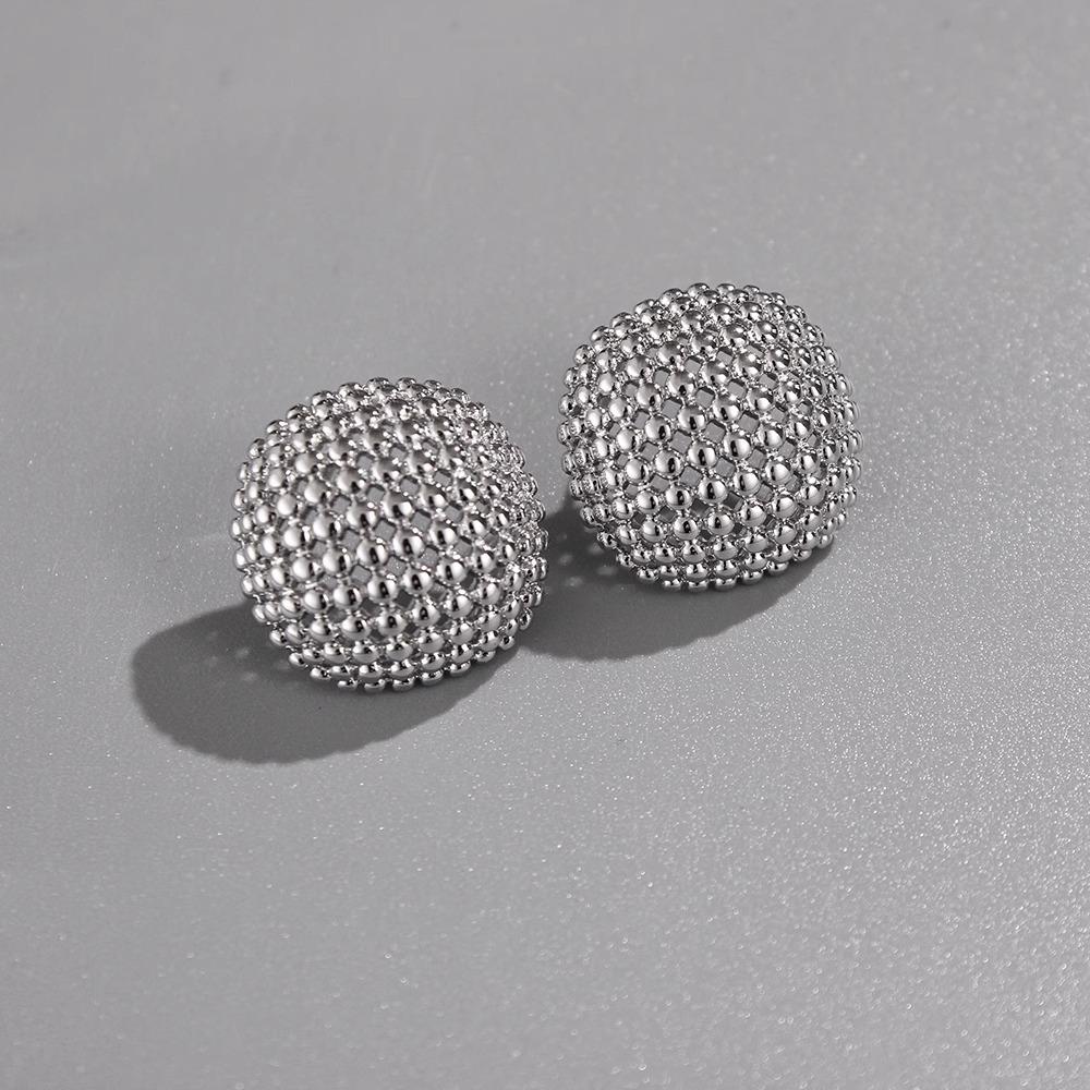 

Серьги-полусферы, круглые серьги-шарики с ажурной сеткой, серьги с металлической текстурой в стиле легкой роскоши и с индивидуальностью, винтажные женские аксессуары, элегантные украшения