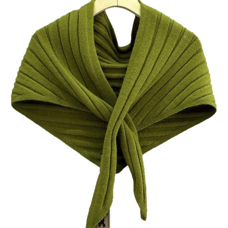 High-end Fashion Autumn and Winter Triangle Scarf Korean Version Knitted Scarf Shawl Women's Outdoor Warm Triangle Scarf Small Vest