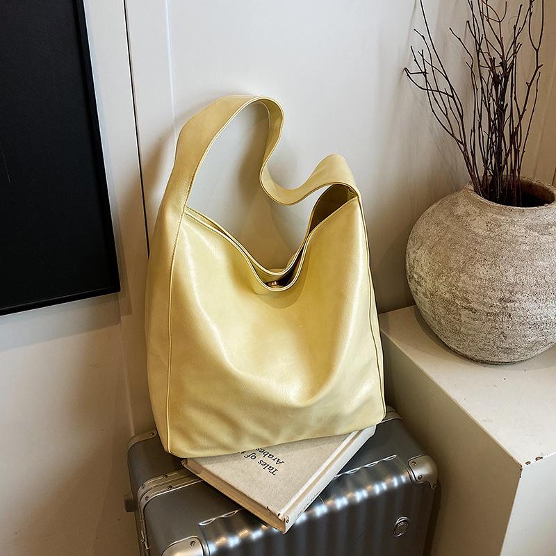 New Large-capacity Women's Bag Bag Women's Commuter Small Fresh Casual Fashion Tote Bag