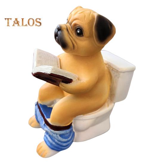 

Статуэтка мопса, сидящего на унитазе и читающего книгу, статуэтка из смолы собаки, скульптура щенка, украшение для домашнего офиса и рабочего стола, орнамент Pekingese