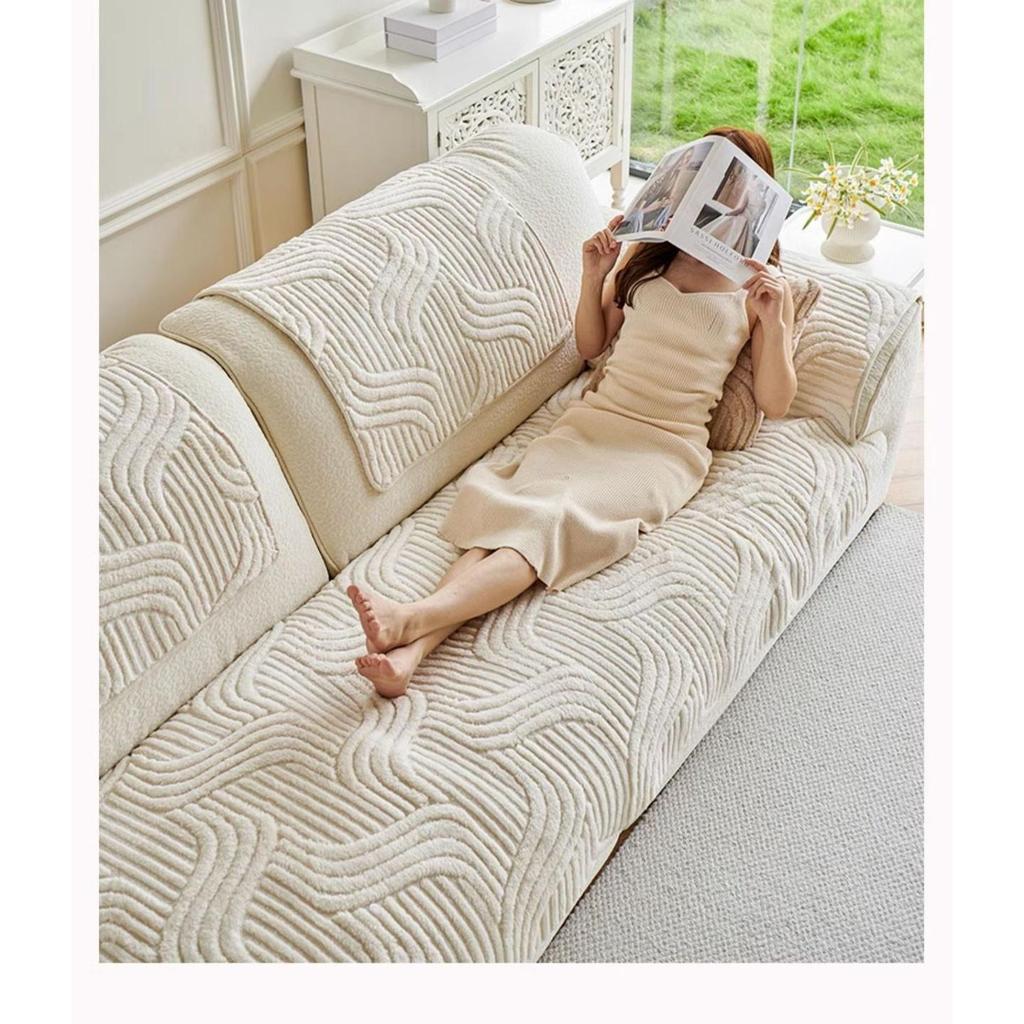 Premium Non-Slip Plush Sofa Cushion Cover for Autumn/Winter