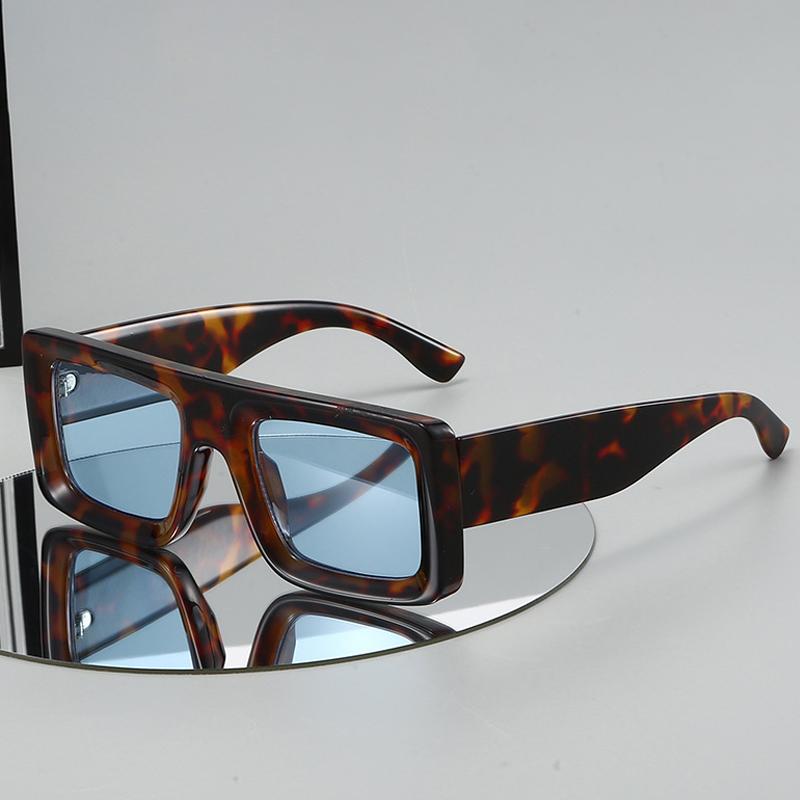 New Square Sunglasses Women Shades UV400 Retro Trending Rivets Men Gradient Sun Glasses