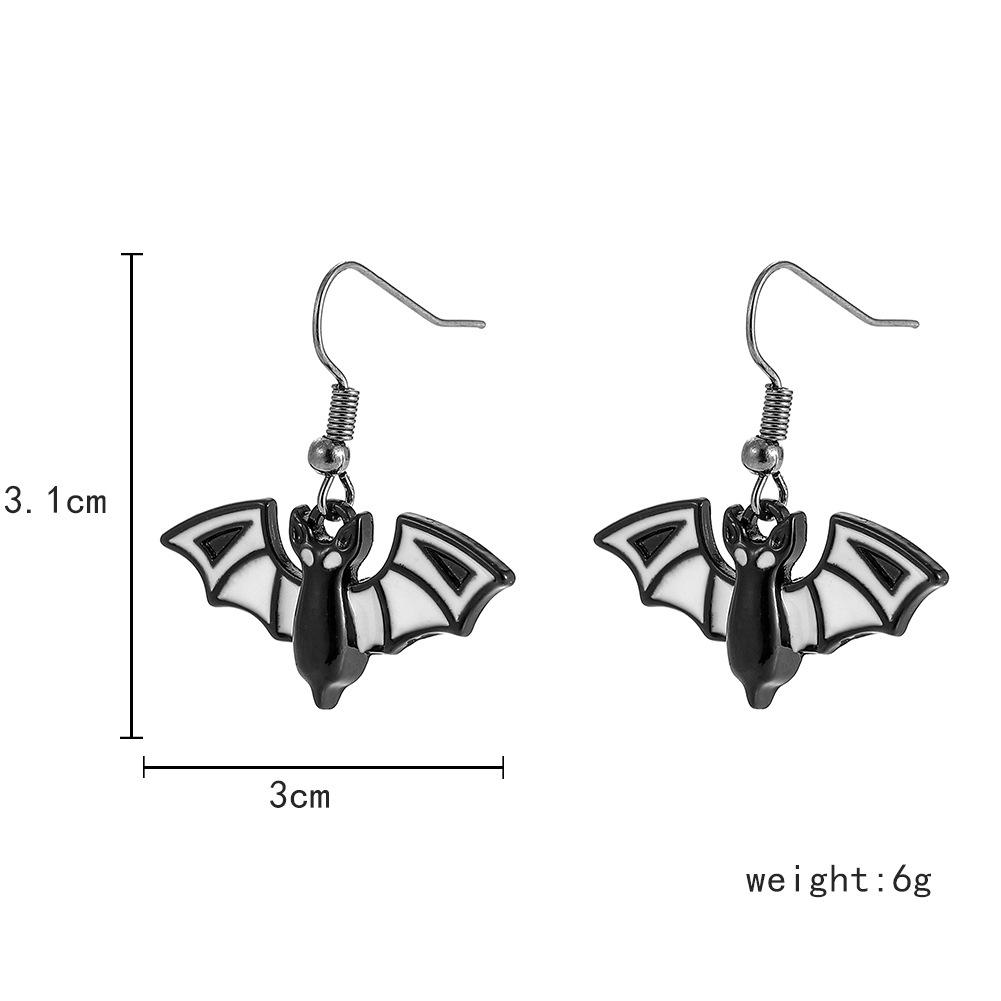 1 Pair of Women's Earrings Retro Style Bat-shape Halloween Earrings