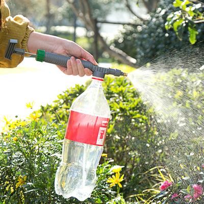 Praktisk Luftpumpe Sprayer Justerbar Énknapps Betjening Metall Vanningssprøyte Hagetilbehør