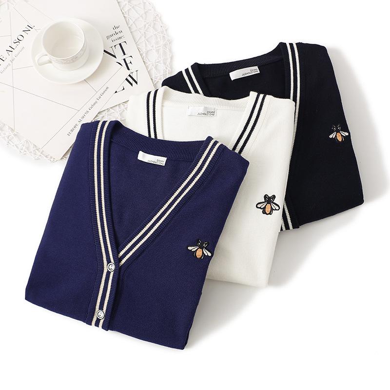 Podzimní a zimní dámský svetr vyšívaný vrchní svetr z včelího úpletu