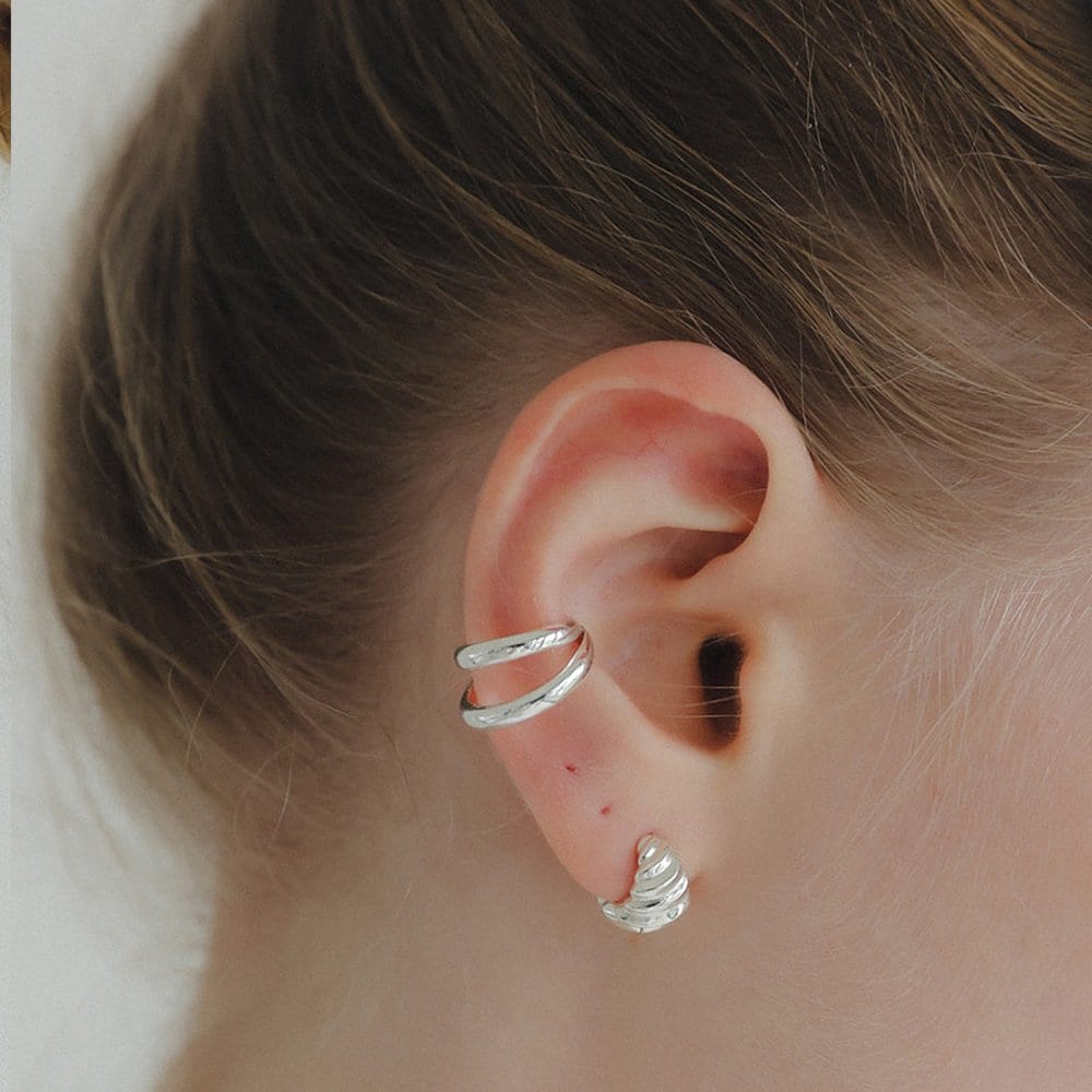 J.Lauren Two-Line Two-Size Silver Ear Cuff M03940