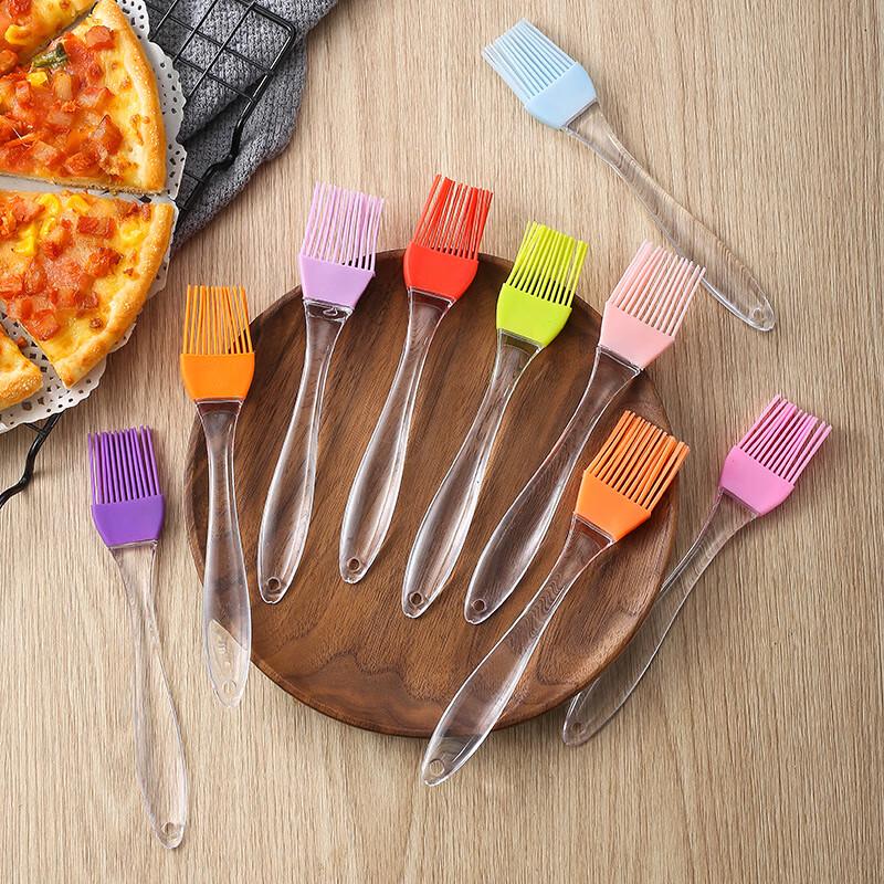 

Changbaosen 17cm Silicone Basting Brush with Plastic Handle - 50 Pack