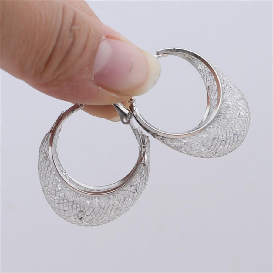 Minimalistisk Wire Mesh Zircon Rund Hoop Øredobber for kvinner Unik gullfarge Loop Statement Party smykker