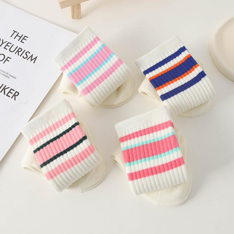 Women's Summer Comfortable Breathable Simple College Style Striped Tube Cotton Socks