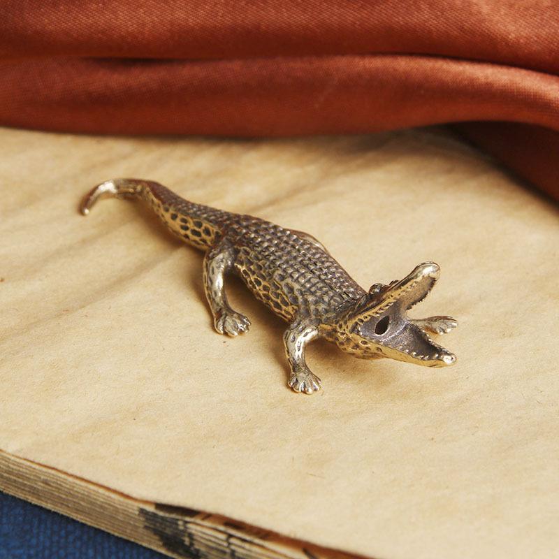 Creative Pure Brass Crocodiles Scary Statue Animal Model Figurine Home Decor Decoration Accessories Halloween Decor Ornament