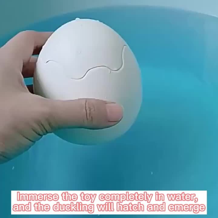 Shower Toys Cute Duckling,Penguin Egg Toys with Water Spray for Bath Time Fun, Soft Plastic, Ideal for Infants and Youngsters,Toy, Shower Gifts