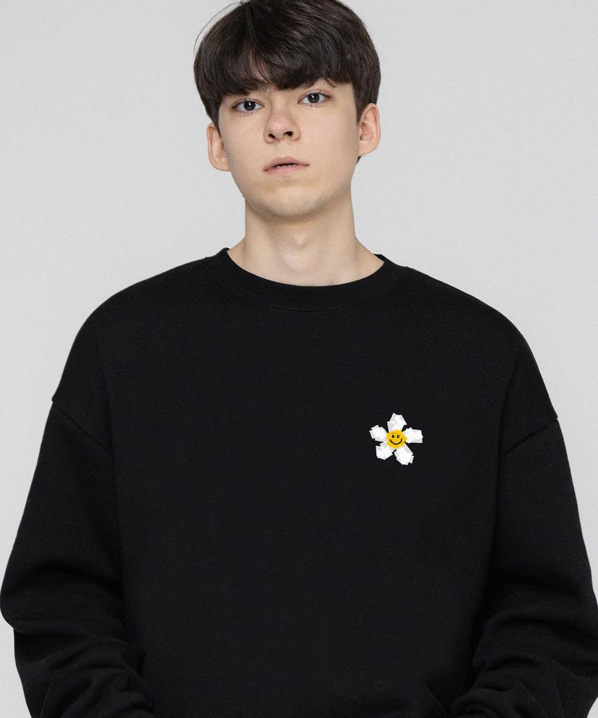 GRAVER [Unisex] Small Tape Flower Dot Smile Sweatshirt_Black