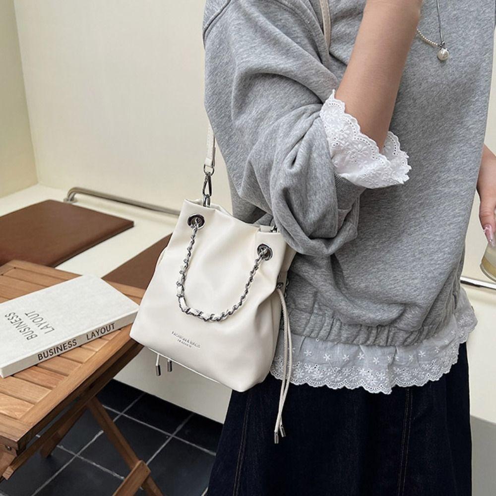 Korean Style Chains Handle Bucket Bags Crossbody Bag Large Capacity PU Crossbody Bag Wallet Bags Purse Drawstring Bucket Bag