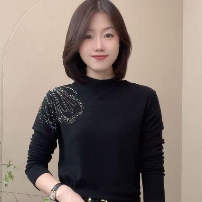 Elegant Butterfly Hot Drilling Long Sleeve Top - Semi-High Neck, Age-Reducing, Tummy-Concealing Base Layer for Mom, Autumn/Winter Fashion.