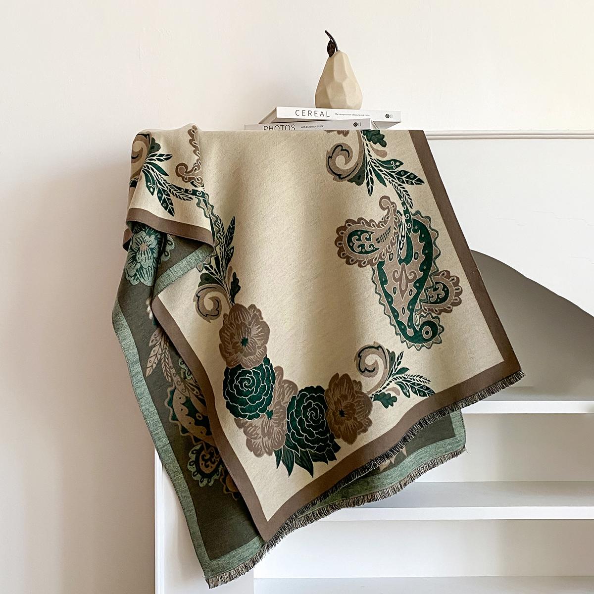 

New Luxury Brand Cashmere Women Paisley Scarf Winter Warm Shawl and Wrap Bandana Pashmina Female Print Foulard Blanket Poncho