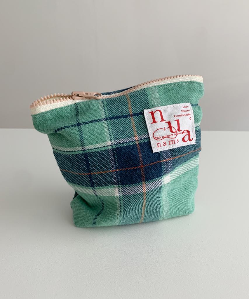 Nuaname Blanket Vintage Check Pouch 2 Colors