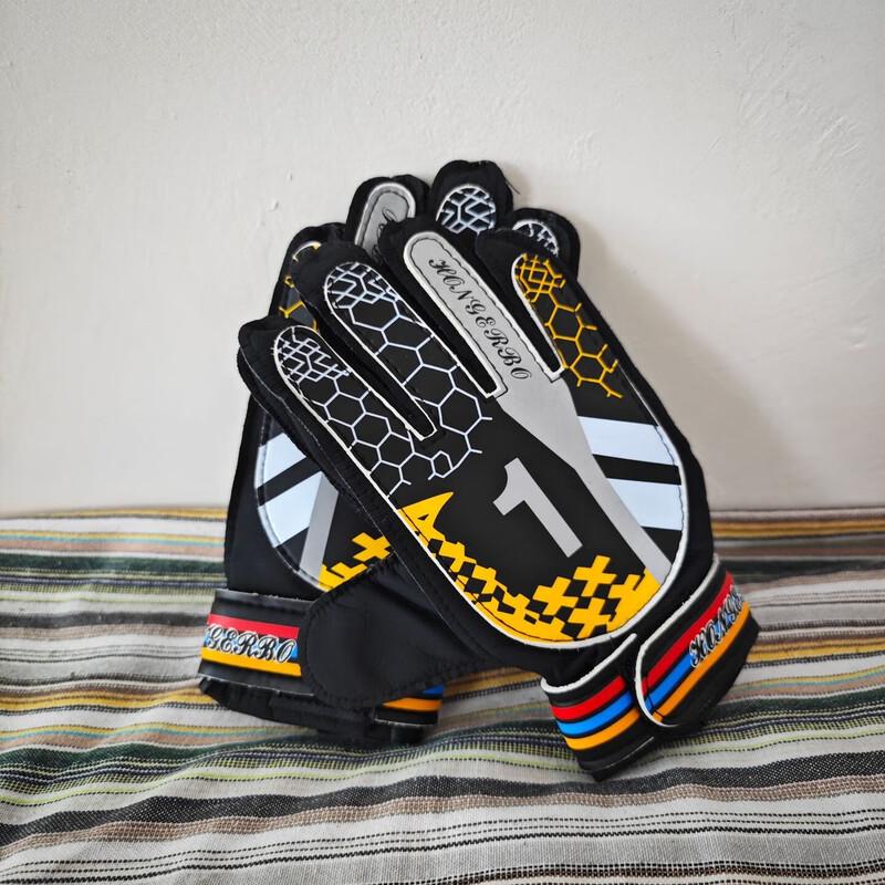 

Football Goalkeeper Gloves