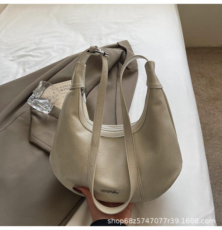 Retro frosted large bag bag women's 2025 new fashion underarm croissant bag fashionable large capacity shoulder bag crossbody bag