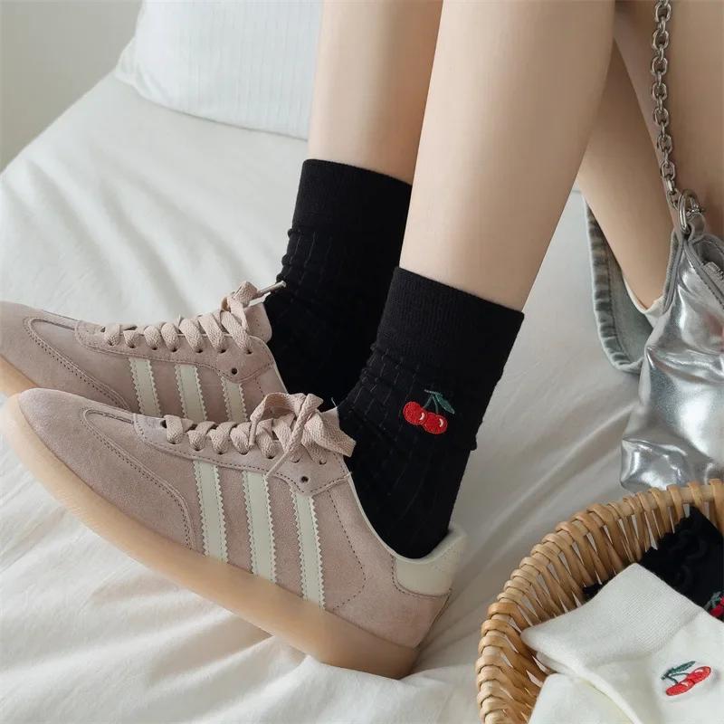 Ricamo Ciliegia Calzini Donna Moda Giapponese Maglia Cotone Nero Bianco Calzini Lunghi Donna Ragazza Dolce Lolita Kawaii Calzini con Volant