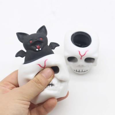 1/4/8/16 szt. Czaszka Squishy Toy Halloween Elastyczny Szkielet Nietoperz Fidget Zabawki Ściskaj Sensoryczne Zabawki Duchów na Cukierek albo psikus Impreza Biuro Ulga w Stresie
