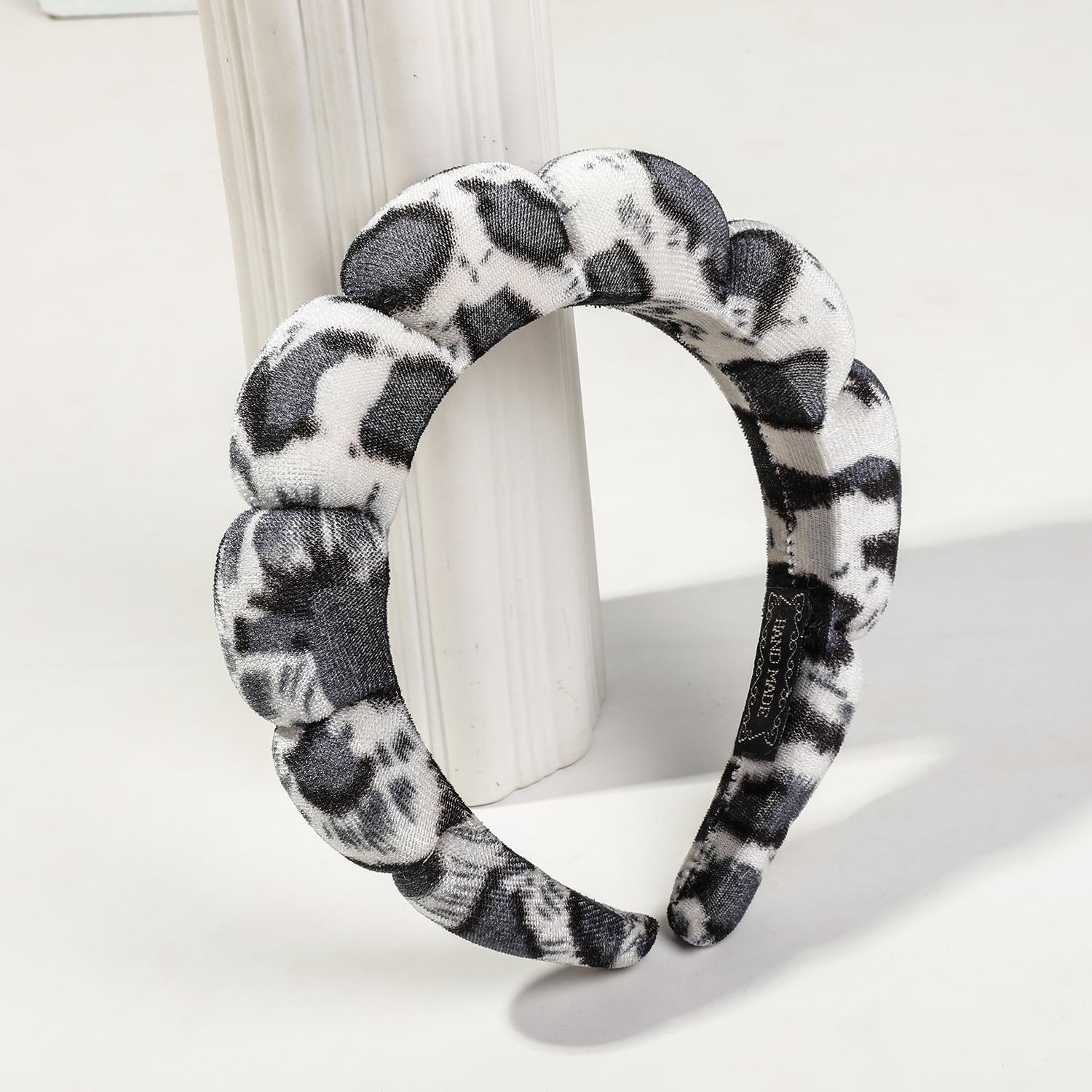 

1 шт. Спа-повязка на голову для умывания, Нескользящая леопардовая губка, Повязка для макияжа и ухода за кожей, Повязка для волос для женщин и девушек, Пышная стеганая повязка на голову