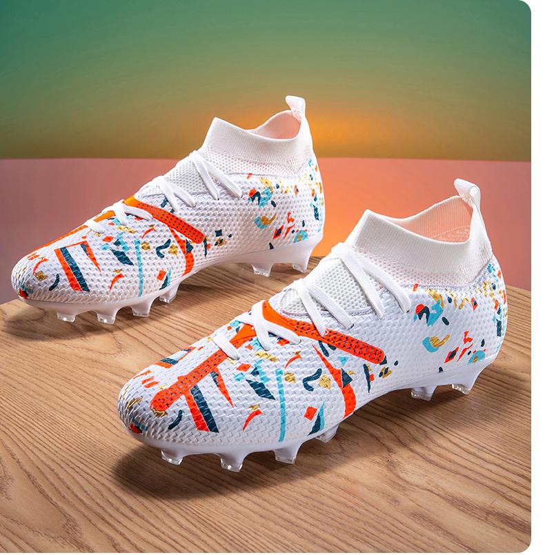 Fußballschuhe Weltmeisterschaft: Grenzüberschreitende Trainingsschuhe für Erwachsene & Jugendliche mit langen AG- & TF-Stollen