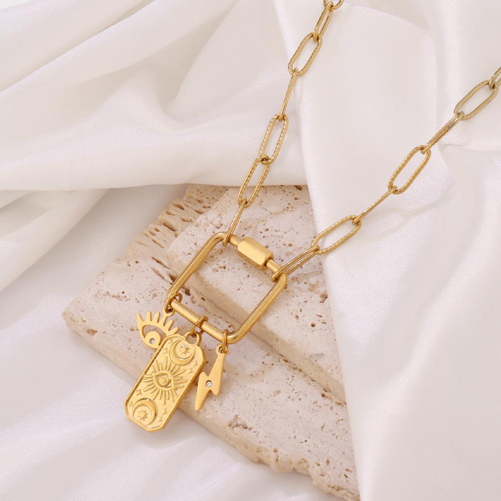 Paperclip Charm Necklace for Women, Gold Chunky Charm Necklaces Starfish Seashell Jewelry Charms Boho Gift Minimalism Metallic Style